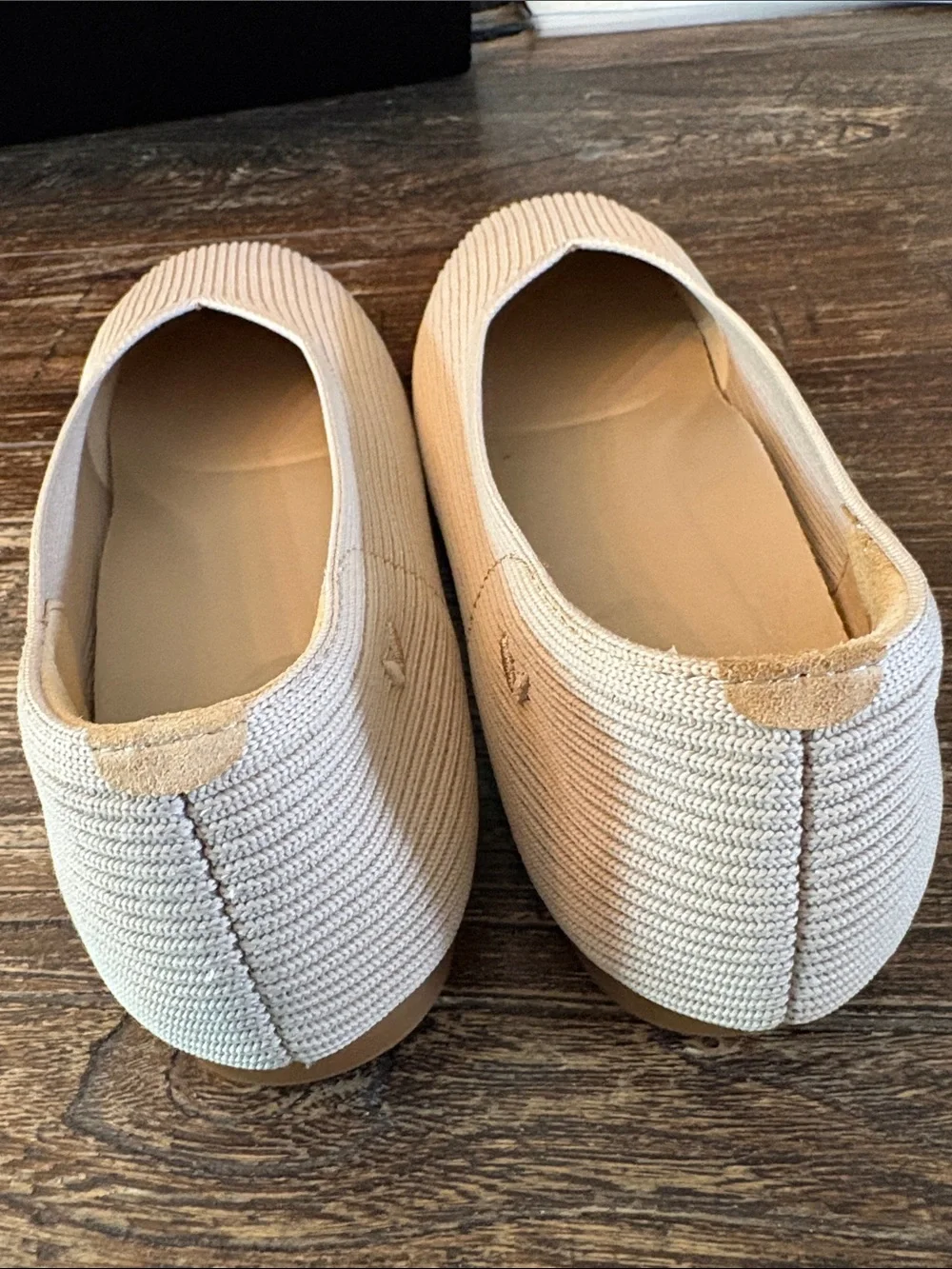 VIVAIA Margot 2.0 Square-Toe V-Cut Flats Almond 8.5 - Picture 6 of 9